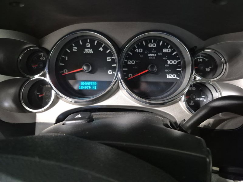 2011 Chevrolet Silverado 1500 LTImage 24
