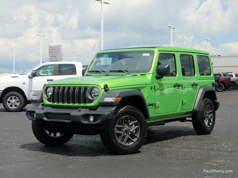 New 2025 Jeep Wrangler 4-door Sport S