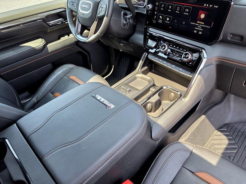 Used 2024 GMC Sierra 2500HD AT4
