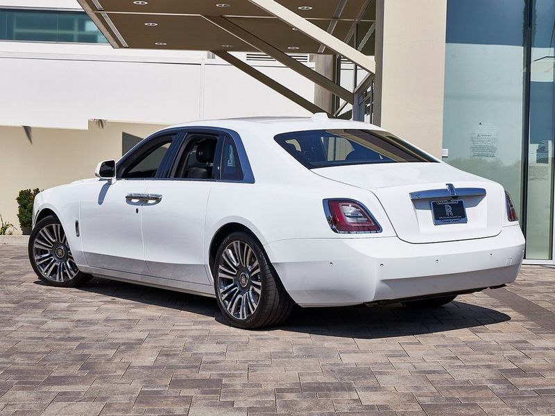 2024 Rolls-Royce Ghost Image 7