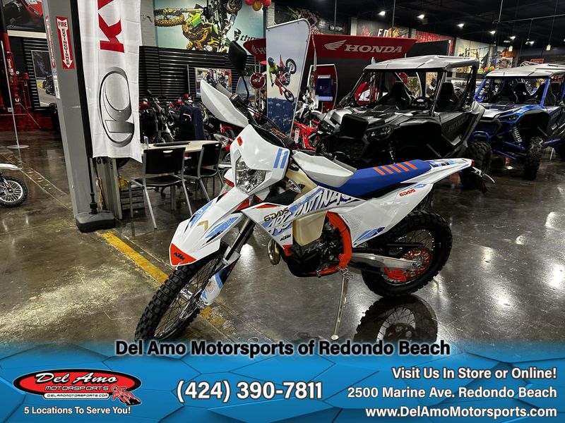 2024 KTM 500 EXC-F SIX DAYS  in a WHITE/ORANGE exterior color. Del Amo Motorsports of Redondo Beach (424) 304-1660 delamomotorsports.com 