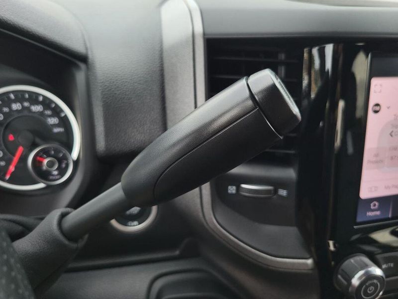 2025 RAM 2500 Tradesman Crew Cab 4x4 6