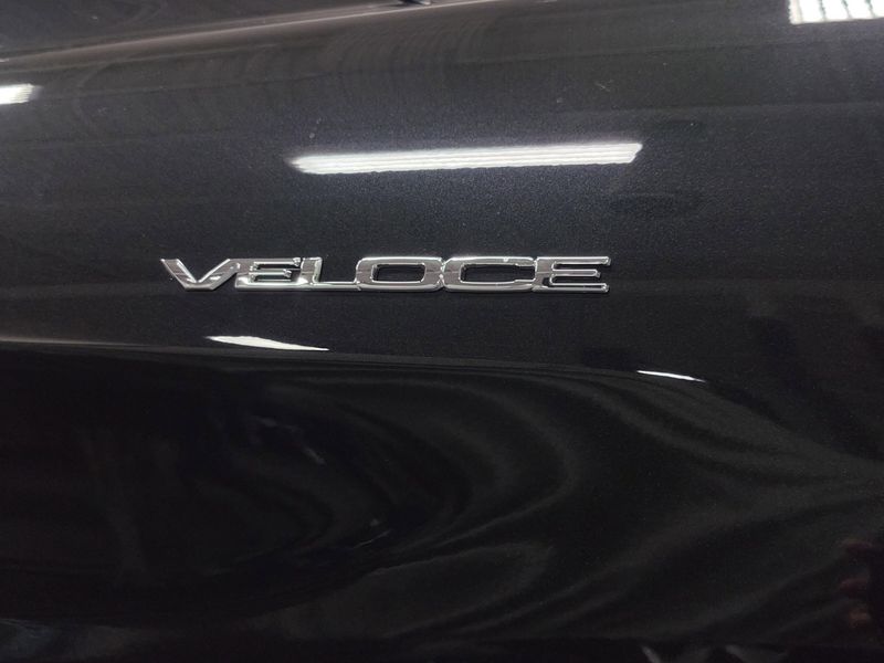 Used 2022 Alfa Romeo Giulia Veloce AWD w/Sunroof/NavImage 4