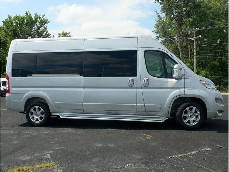 2024 RAM Promaster 2500 Slt+ Window Van High Roof 159