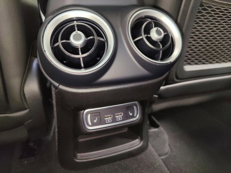 2022 Alfa Romeo Stelvio Sprint AWD w/Sunroof & NavImage 27
