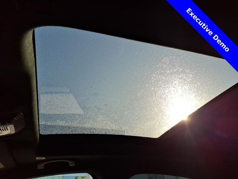 New 2025 Alfa Romeo Stelvio AwdImage 16