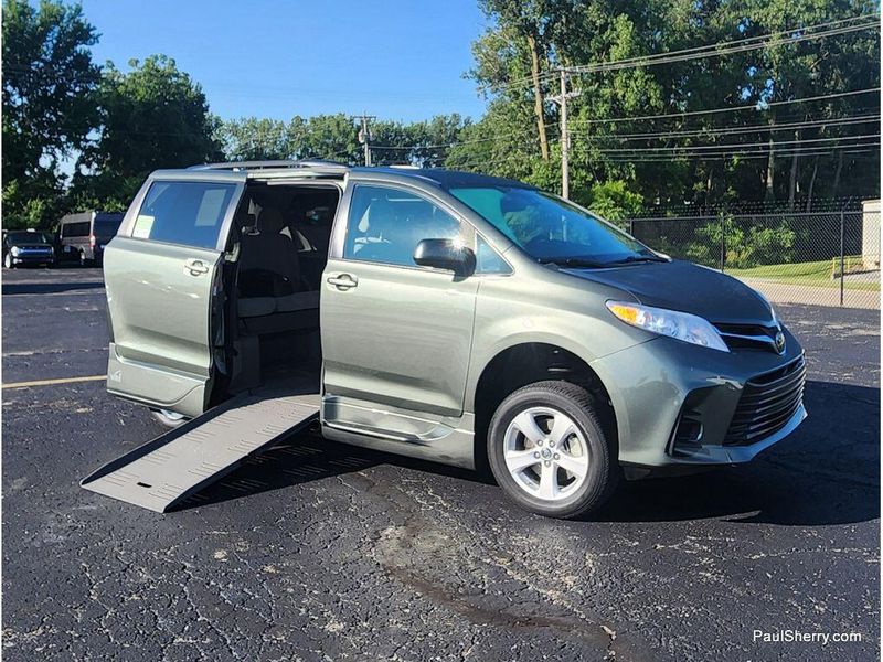 Used 2020 Toyota Sienna LE