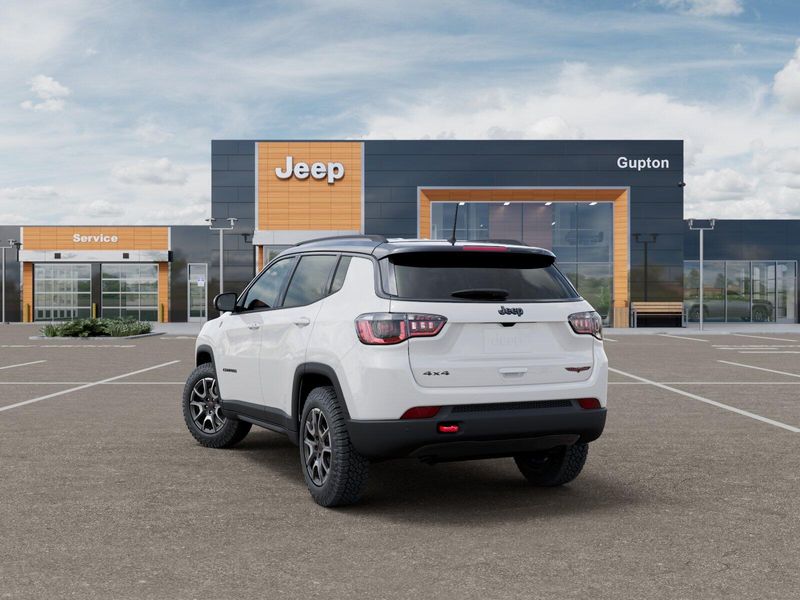 New 2026 Jeep Compass Trailhawk 4x4Image 29
