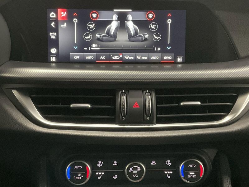 New 2025 Alfa Romeo Stelvio AwdImage 14