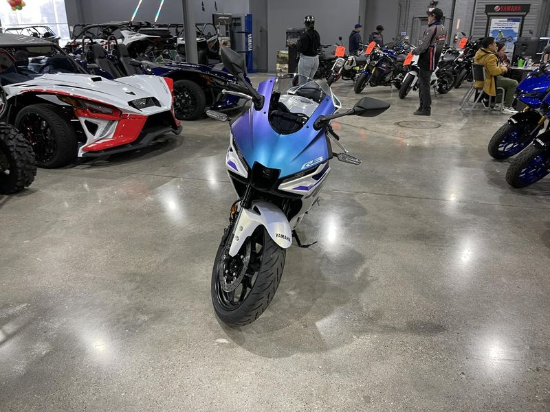 New 2025 Yamaha YZF-R3 ABS Image 15