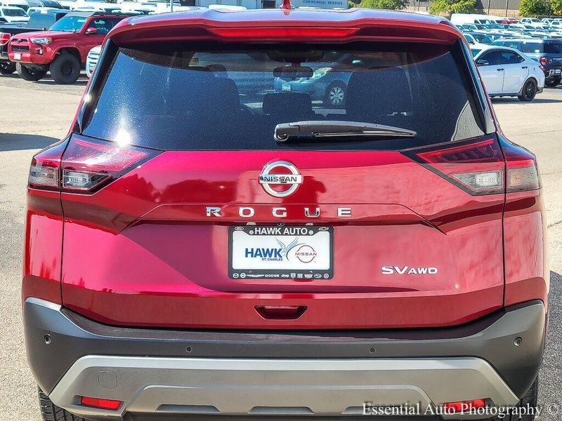 2021 Nissan Rogue SV photo 5