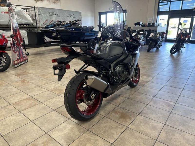 New 2026 Suzuki GSX-R600 Image 17