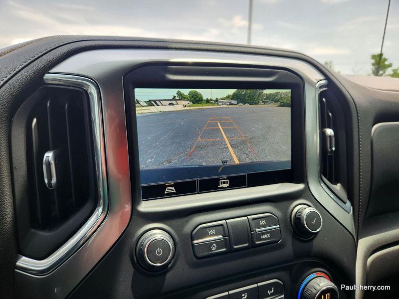 2021 Chevrolet Silverado 1500 RST Z71Image 2