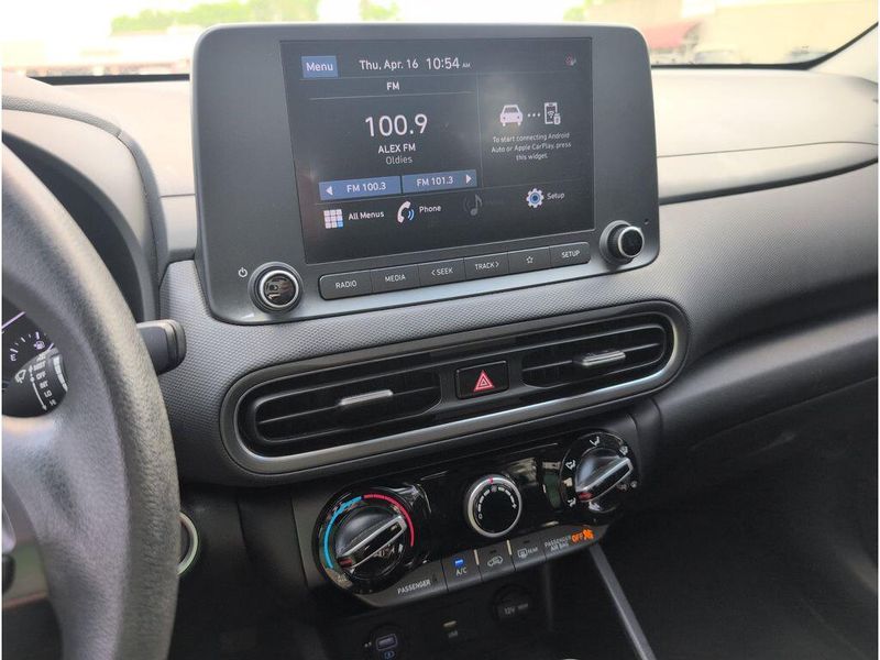 Used 2022 Hyundai Kona SELImage 13