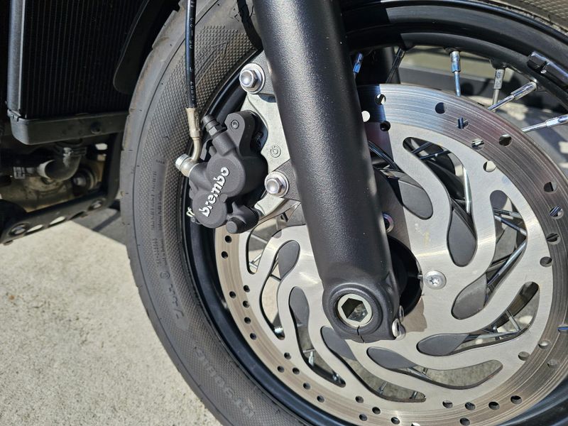 2024 Triumph Bonneville Bobber Stealth Edition