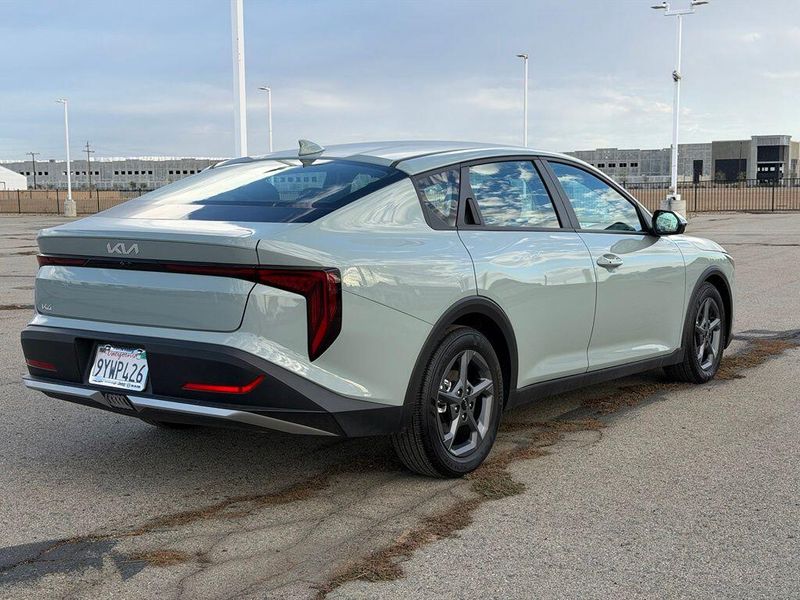 Used 2026 Kia K4 LXSImage 7