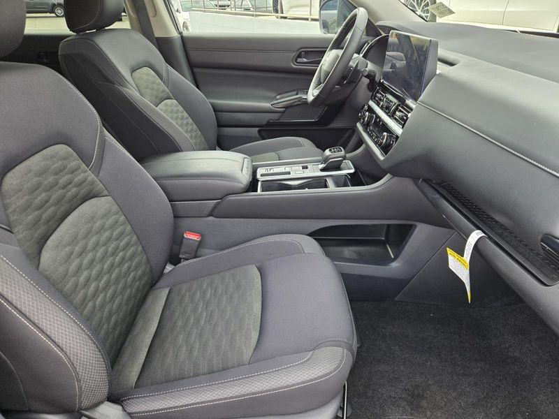 Used 2026 Nissan Pathfinder SV 2WD