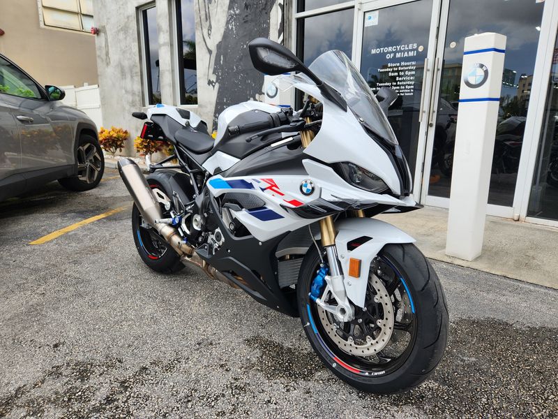 2024 BMW S 1000 RR Image 9