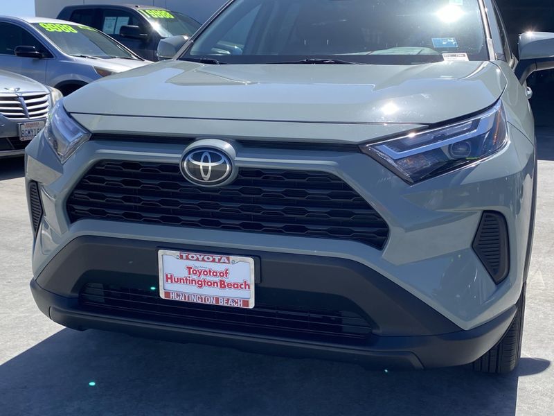 2023 Toyota RAV4 XLEImage 9