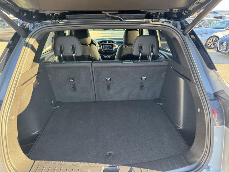 2023 Chevrolet Trailblazer RSImage 9