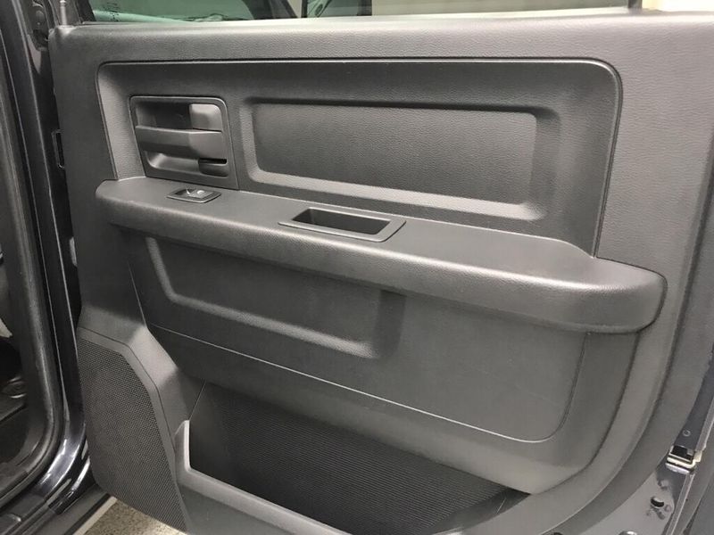 Used 2014 RAM 1500 ExpressImage 16