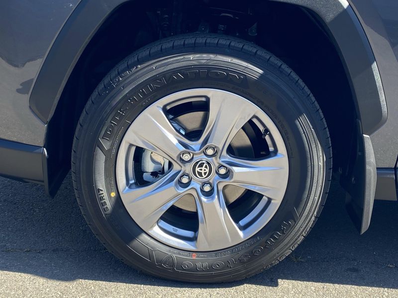 New 2025 Toyota RAV4 Hybrid XLEImage 8