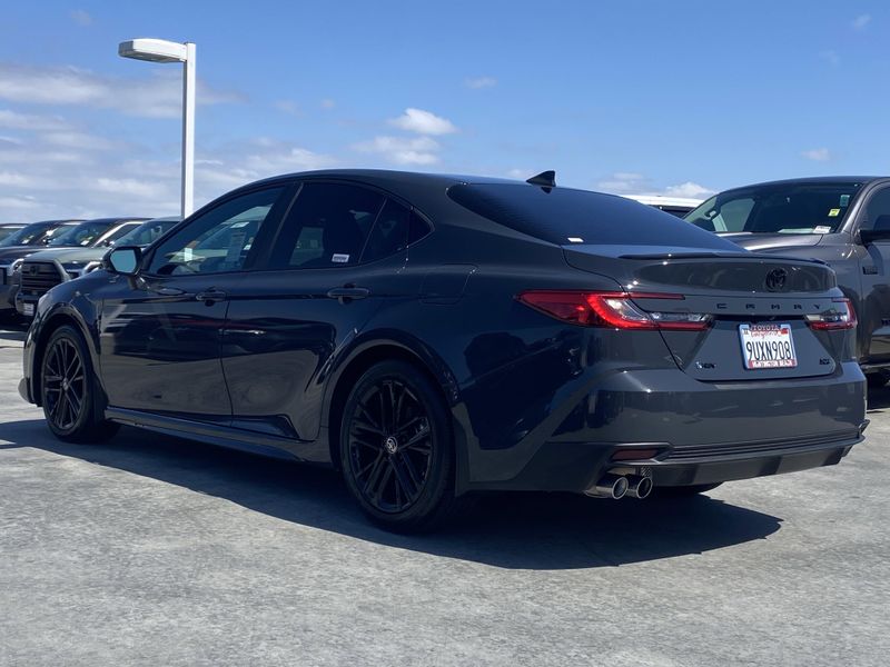 Used 2025 Toyota Camry SEImage 5