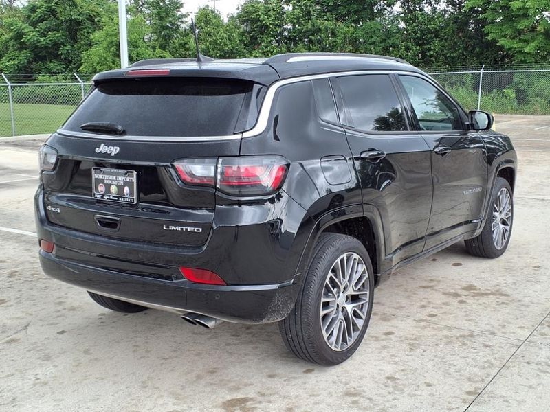 2022 Jeep Compass LimitedImage 11