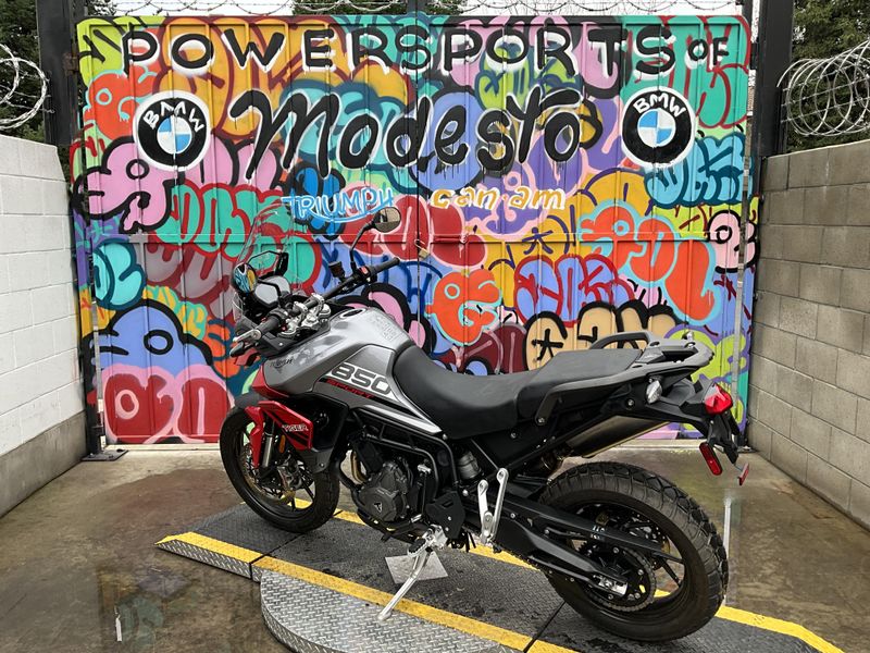 2023 Triumph TIGER 850 SPORT in a DIABLO RED / GRAPHITE exterior color. BMW Motorcycles of Modesto 209-524-2955 bmwmotorcyclesofmodesto.com 