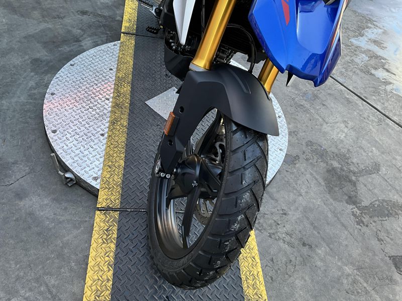 New 2025 BMW G 310 GS Image 9