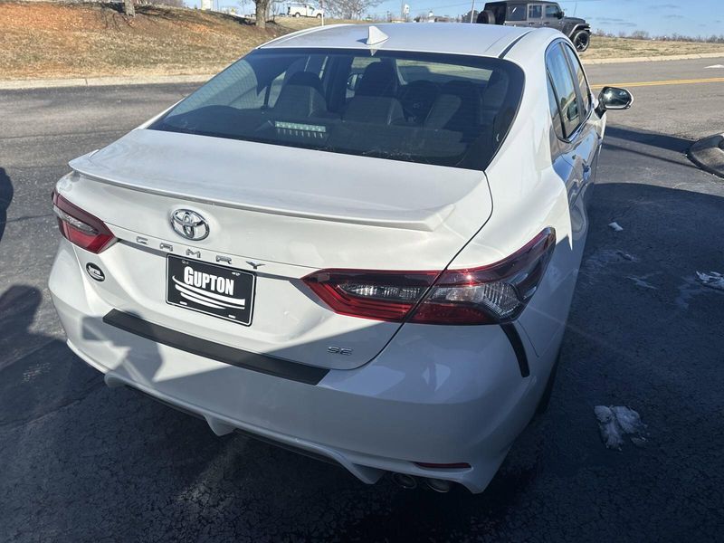 2023 Toyota Camry SEImage 7