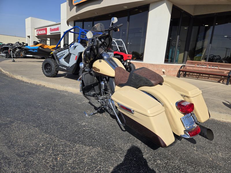 USED 2014 HARLEY ELECTRA GLIDE ULTRA LIMITED Image 6