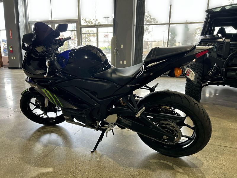 Used 2021 Yamaha YZF-R3 ABS Image 23