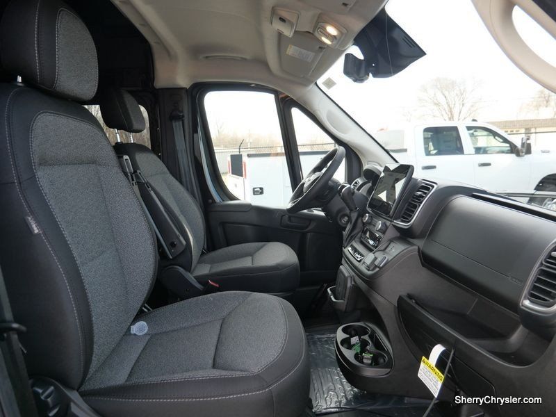 2024 RAM Promaster 2500 Slt+ Window Van High Roof 159