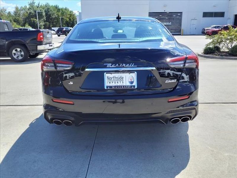 2021 Maserati Ghibli S GranSportImage 14