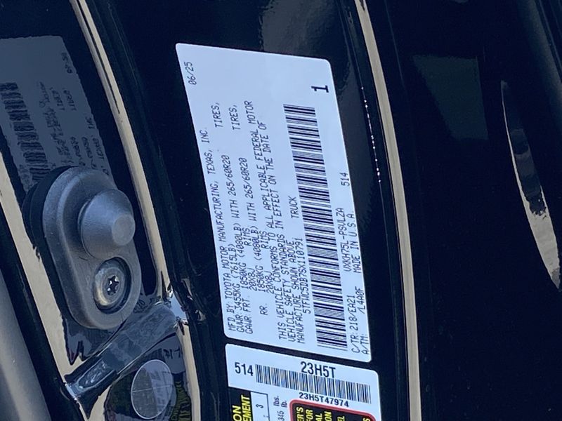 New 2025 Toyota Tundra Limited HybridImage 20