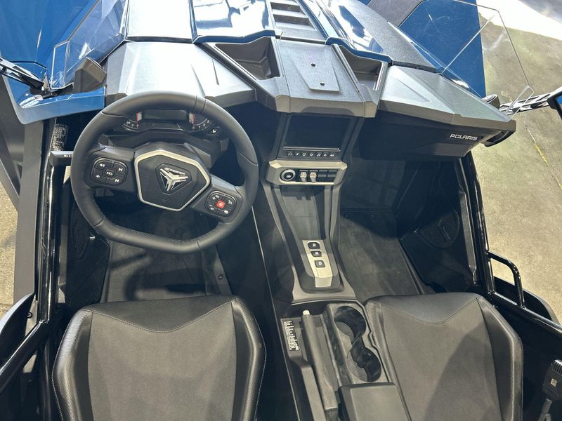 New 2026 Polaris SLINGSHOT SL AUTODRIVE Image 23
