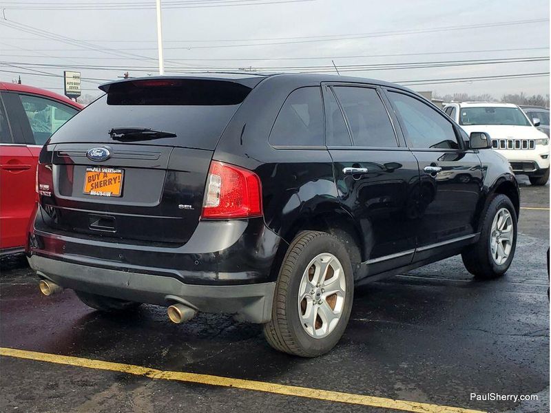 Used 2011 Ford Edge SEL