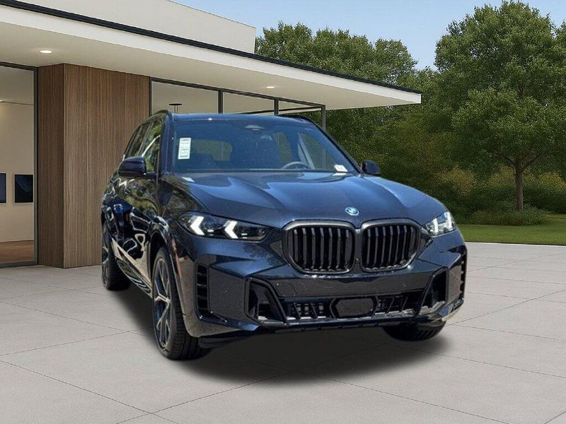 New 2026 BMW X5 xDrive50eImage 5