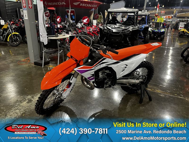 2024 KTM 300 SX  in a ORANGE exterior color. Del Amo Motorsports of Redondo Beach (424) 304-1660 delamomotorsports.com 