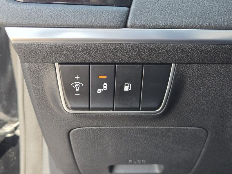 Used 2019 Kia Stinger Base RWD
