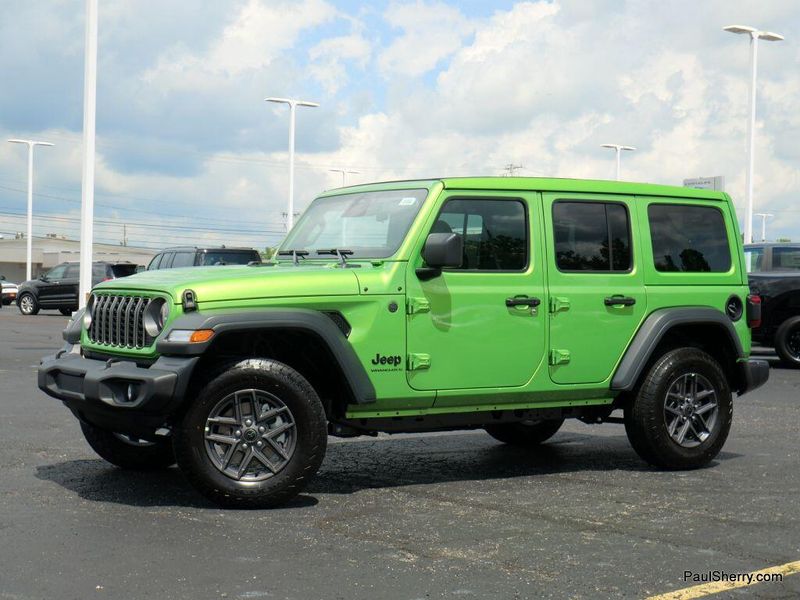 New 2025 Jeep Wrangler 4-door Sport S