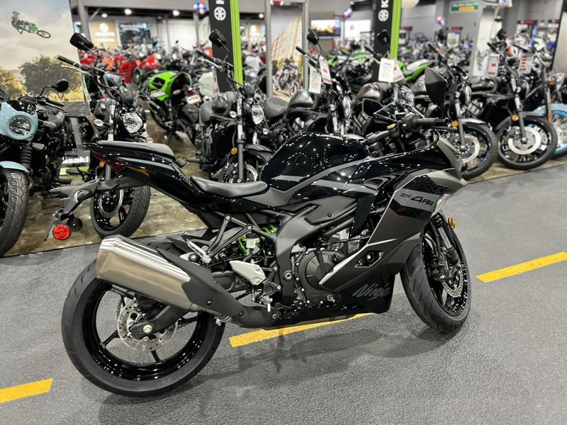 New 2026 Kawasaki NINJA ZX-4RR ABS Image 4
