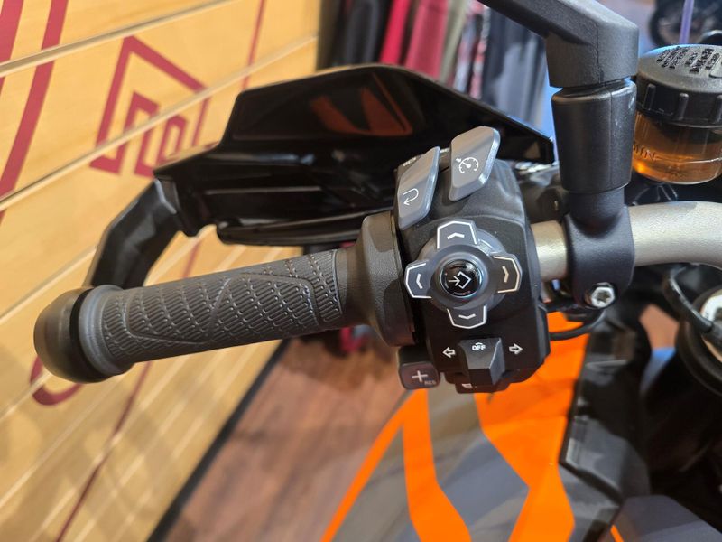 Used 2023 KTM 1290 SUPER DUKE GT Image 9