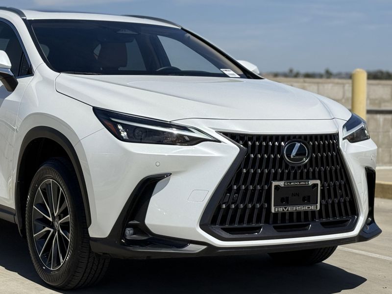 2025 Lexus NX 350 PremiumImage 3