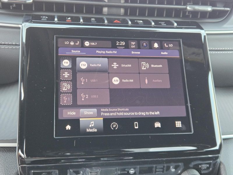 New 2026 Jeep Grand Cherokee Laredo X 4x4