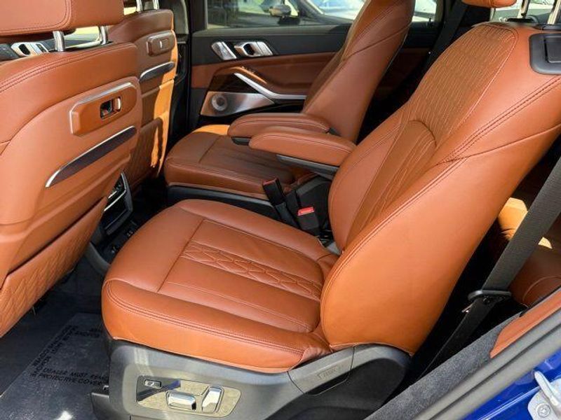 Used 2025 BMW X7 M60iImage 28