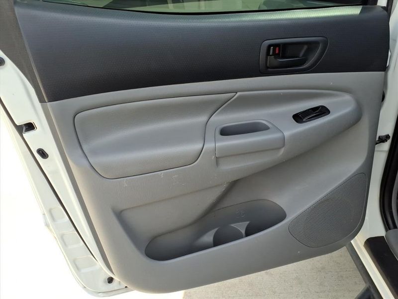 Used 2014 Toyota Tacoma PreRunnerImage 14