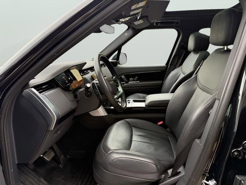 Used 2023 Land Rover Range Rover SE