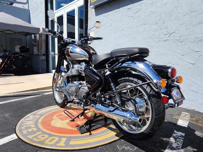 New 2026 Royal Enfield CLASSIC 650 Image 7